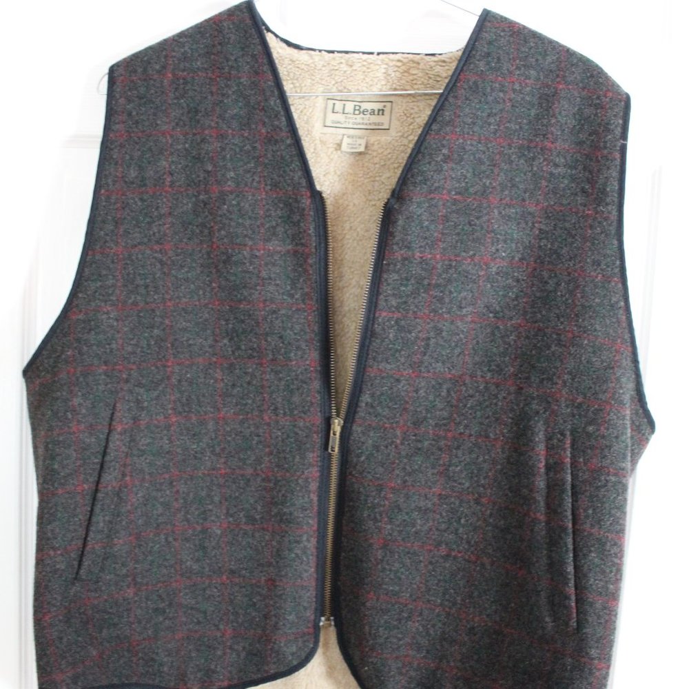 L.L. Bean Wool Vest Sherpa Lined Large Zip Up Front